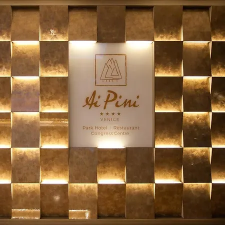 Park Ai Pini & Restaurant Ai Pini Mestre