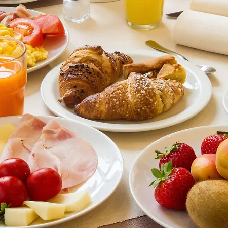 Park Ai Pini & Restaurant Ai Pini Otel Mestre