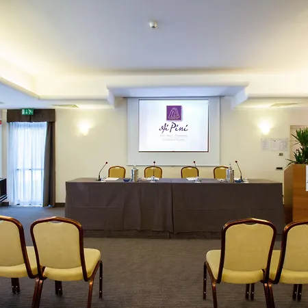 Park Ai Pini & Restaurant Ai Pini Otel