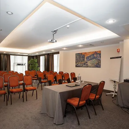 Park Ai Pini & Restaurant Ai Pini Hotel
