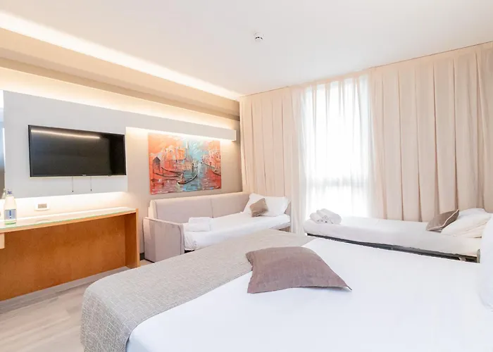 Hotel Park Ai Pini & Restaurant Ai Pini 4*