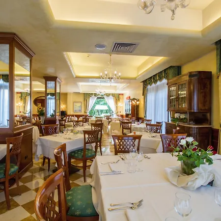 Park Ai Pini & Restaurant Ai Pini 4*
