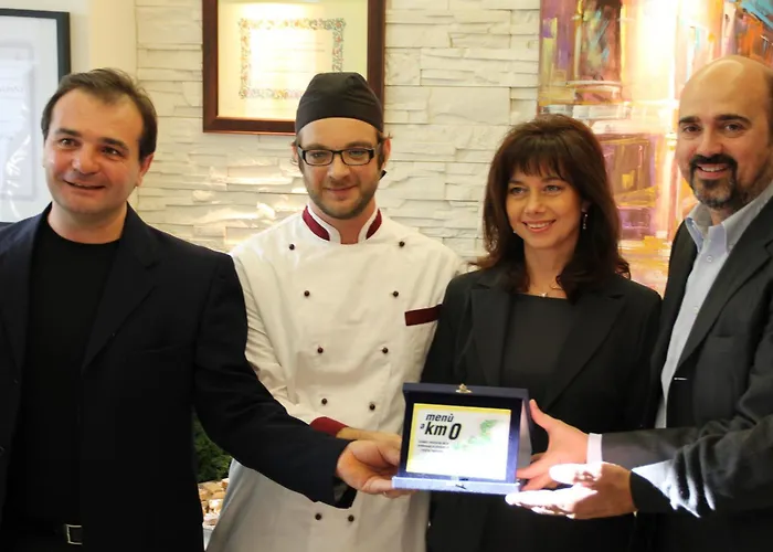 Park Ai Pini & Restaurant Ai Pini מסטרה