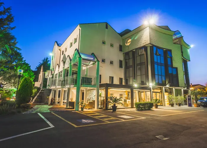 Park Ai Pini & Restaurant Ai Pini מלון 4*