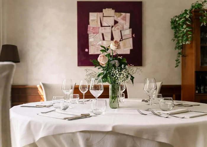 מלון Park Ai Pini & Restaurant Ai Pini 4*