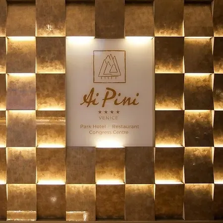 Park Ai Pini & Restaurant Ai Pini Mestre