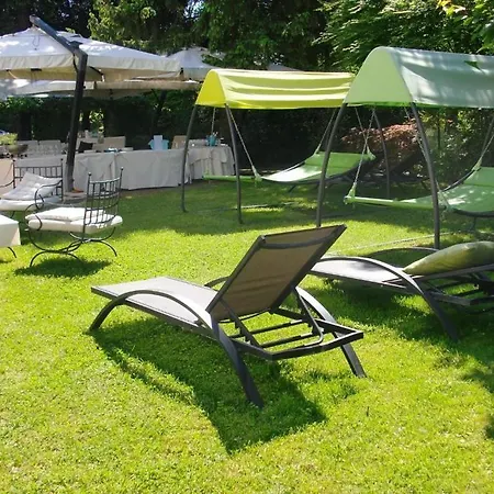 Park Ai Pini & Restaurant Ai Pini Hotel 4*