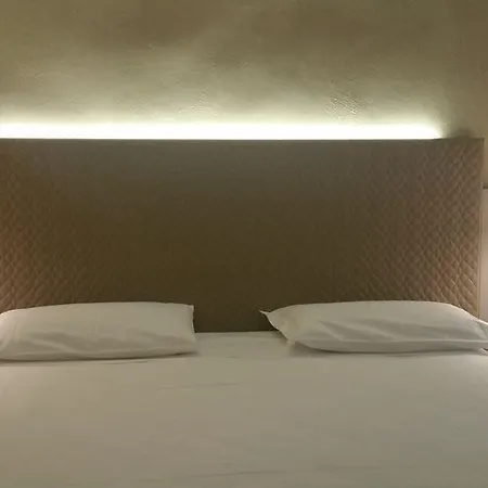 Park Ai Pini & Restaurant Ai Pini Hotel Mestre