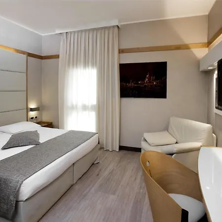 Park Ai Pini & Restaurant Ai Pini Hotel 4*