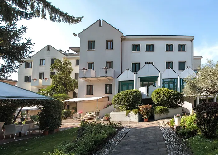 Park Ai Pini & Restaurant Ai Pini 4* Mestre